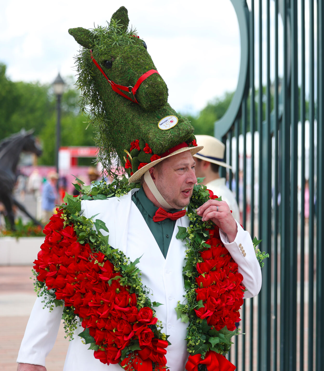 Derby roses hat at Churchill Downs.JPG